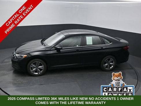 Used 2024 Volkswagen Jetta SE FWD image 48