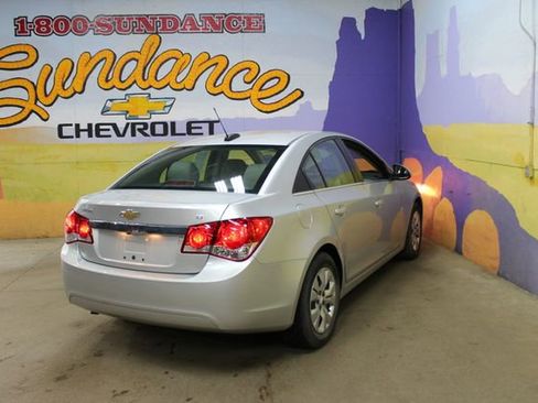 Used 2015 Chevrolet Cruze LT FWD image 8