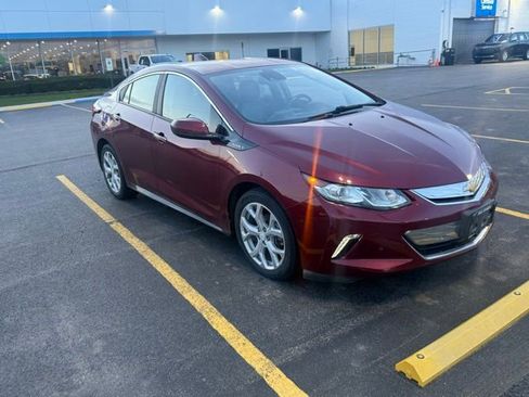 Used 2017 Chevrolet Volt Premier w/ Driver Confidence II Package image 3