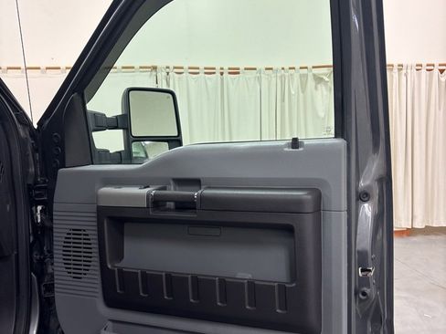 Used 2015 Ford F350 XLT w/ XLT Value Package image 24