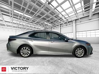 Used 2023 Toyota Camry SE video 2