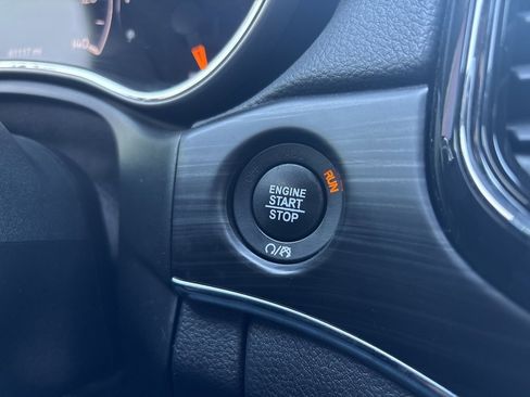 Used 2021 Jeep Grand Cherokee Limited w/ Quick Order Package 28K 80th image 16