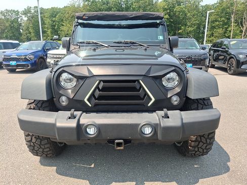 Used 2017 Jeep Wrangler Unlimited Sport w/ Quick Order Package 24S AWD/4WD image 2