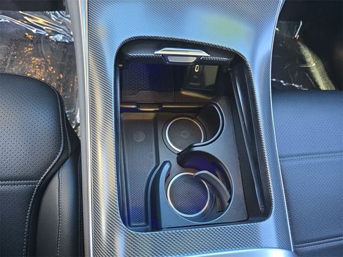 Used 2024 Mercedes-Benz GLC 300 GLC 300 image 27