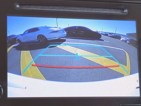 Used 2016 Toyota Prius Four image 22