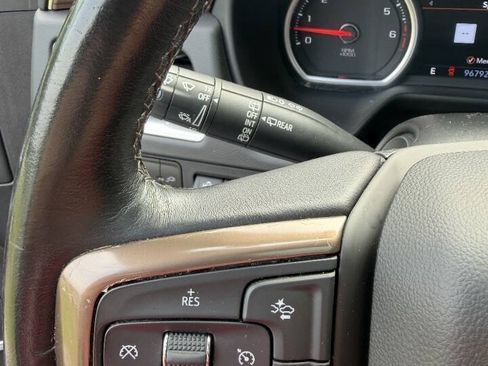 Used 2021 Chevrolet Suburban High Country AWD/4WD image 23