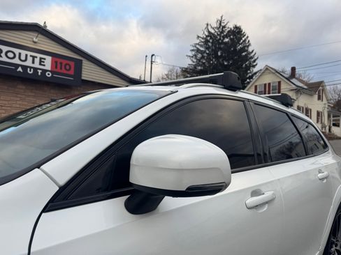 Used 2018 Volvo V90 T6 Cross Country w/ Convenience Package image 16