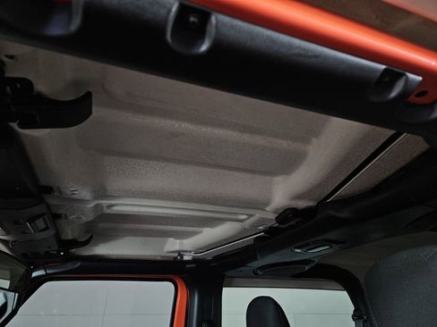 Used 2020 Jeep Wrangler Sport image 25