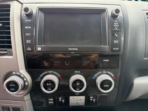 Used 2013 Toyota Sequoia Limited AWD/4WD image 48