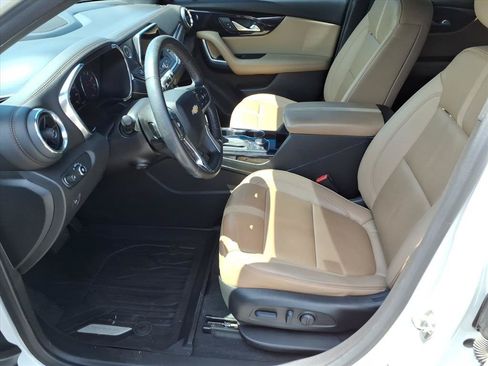 Used 2022 Chevrolet Blazer Premier w/ Enhanced Convenience Package AWD/4WD image 12