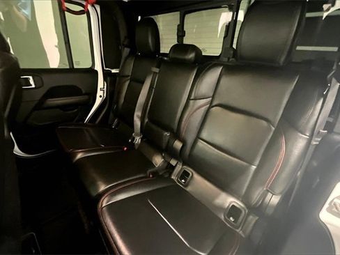 Used 2020 Jeep Gladiator Rubicon image 23