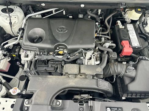 Used 2020 Toyota RAV4 LE w/ All Weather Liner Package FWD image 31