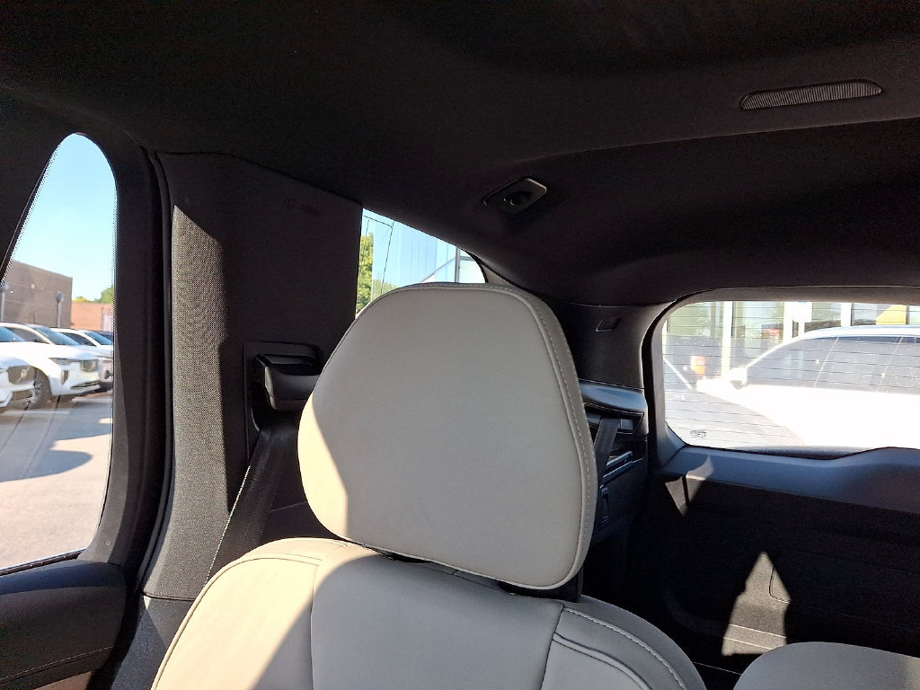 Certified 2025 Volvo XC90 B5 Core w/ Protection Package AWD/4WD image 12