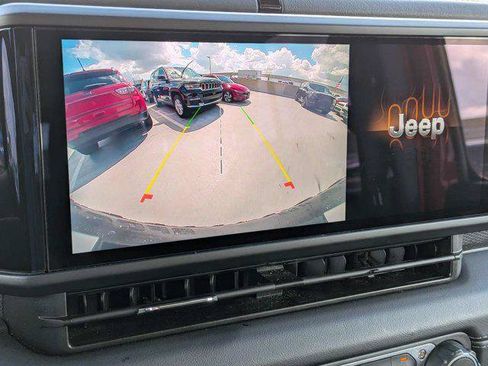 Certified 2025 Jeep Wrangler Unlimited Rubicon AWD/4WD image 22