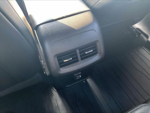 Used 2019 GMC Terrain SLT w/ Preferred Package image 25