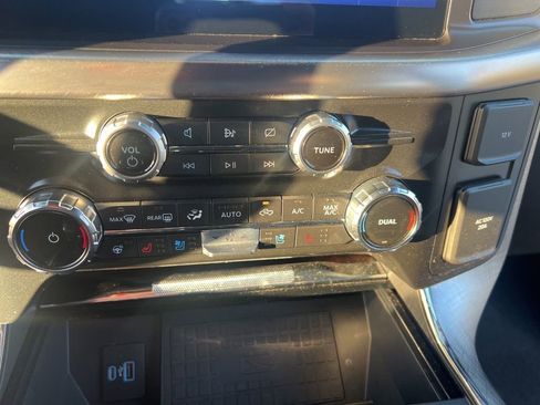 Used 2022 Ford F150 King Ranch w/ Equipment Group 601A High image 45