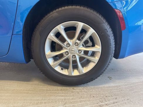 New 2026 Chrysler Pacifica Select FWD image 58