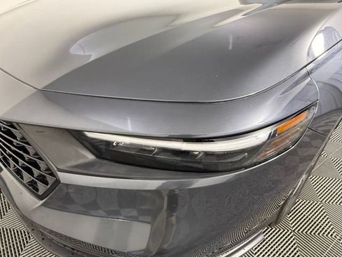 Used 2024 Honda Accord EX image 11