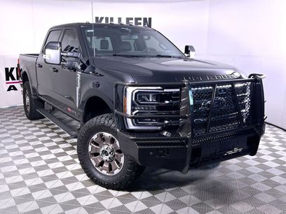 New 2025 Ford F350 King Ranch w/ FX4 Off-Road Package