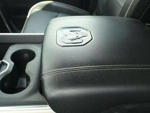 Used 2019 RAM 2500 Laramie AWD/4WD image 18