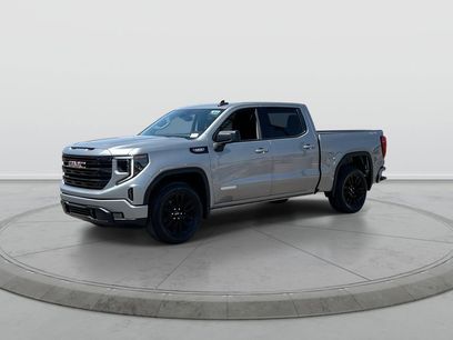 Used 2025 GMC Sierra 1500 Elevation