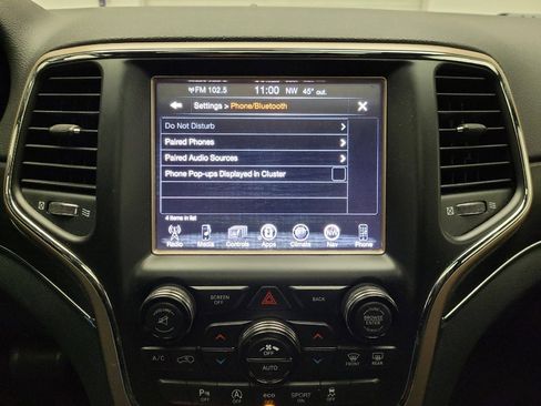 Used 2017 Jeep Grand Cherokee Limited image 25