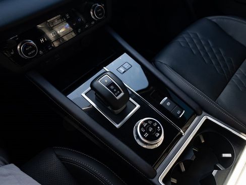 Used 2025 Mitsubishi Outlander SEL Black Edition image 16