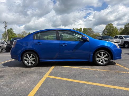Used 2012 Nissan Sentra 2.0 SR w/ Special Edition Pkg FWD image 5