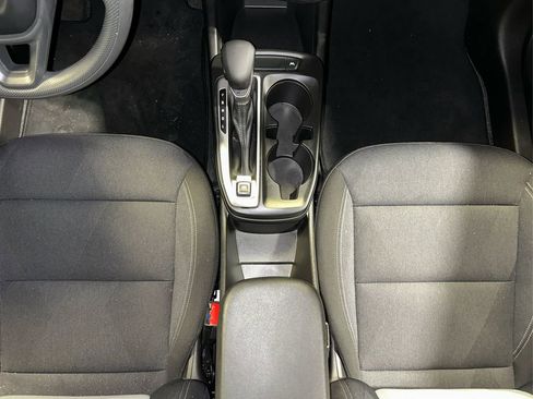 Used 2025 Chevrolet Trax LS image 23