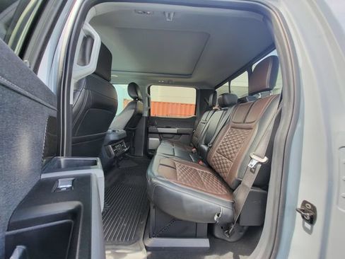 Used 2024 Ford F250 Lariat w/ Lariat Ultimate Package AWD/4WD image 18