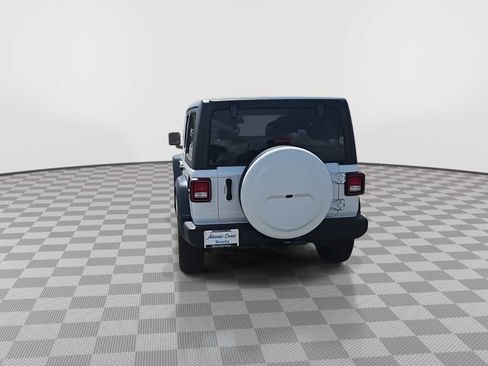 Used 2021 Jeep Wrangler Unlimited Sport AWD/4WD image 7