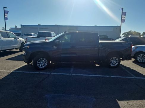 Used 2021 Chevrolet Silverado 1500 RST w/ Convenience Package II AWD/4WD image 5