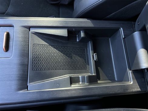 Certified 2023 Nissan Ariya AWD image 21