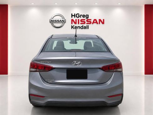 Used 2021 Hyundai Accent SE FWD image 6