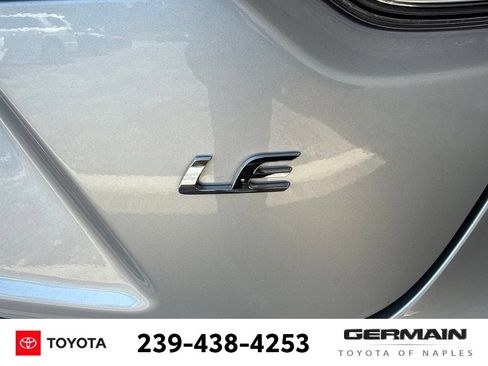Used 2025 Toyota Corolla LE FWD image 7
