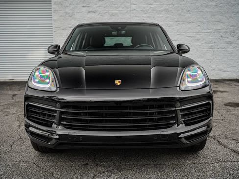 Used 2023 Porsche Cayenne AWD/4WD image 4