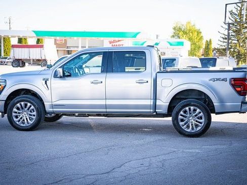 Used 2024 Ford F150 Lariat image 11