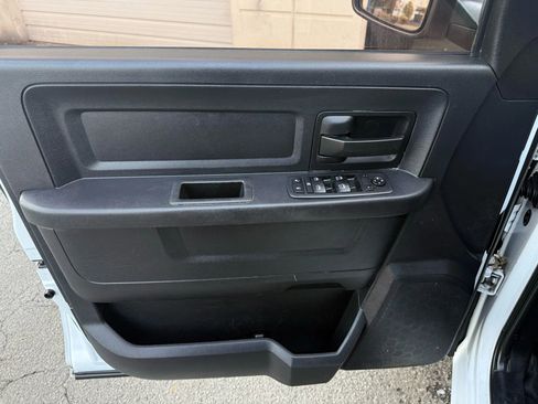 Used 2017 RAM 1500 Tradesman image 16