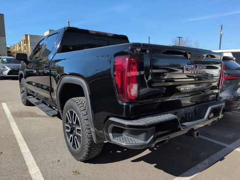 Used 2019 GMC Sierra 1500 AT4 w/ AT4 Premium Package image 3