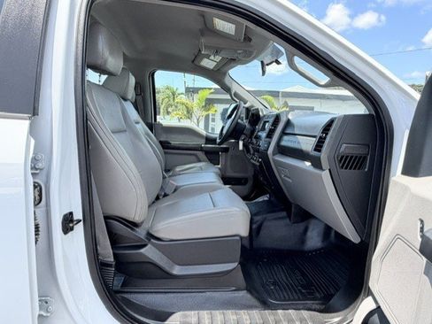 Used 2019 Ford F250 XL w/ Power Equipment Group AWD/4WD image 19