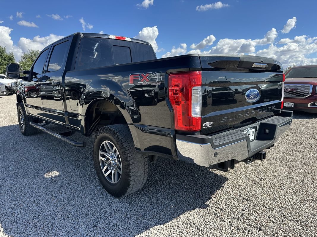 Used 2018 Ford F250 Lariat w/ Lariat Value Package AWD/4WD image 7