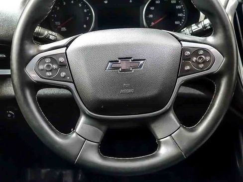 Used 2023 Chevrolet Traverse RS AWD/4WD image 20