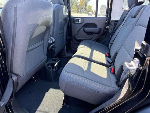 Certified 2024 Jeep Wrangler Unlimited Sport AWD/4WD image 6