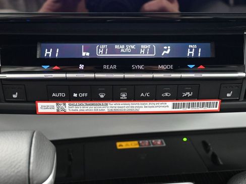 Certified 2026 Toyota Sienna XSE image 24