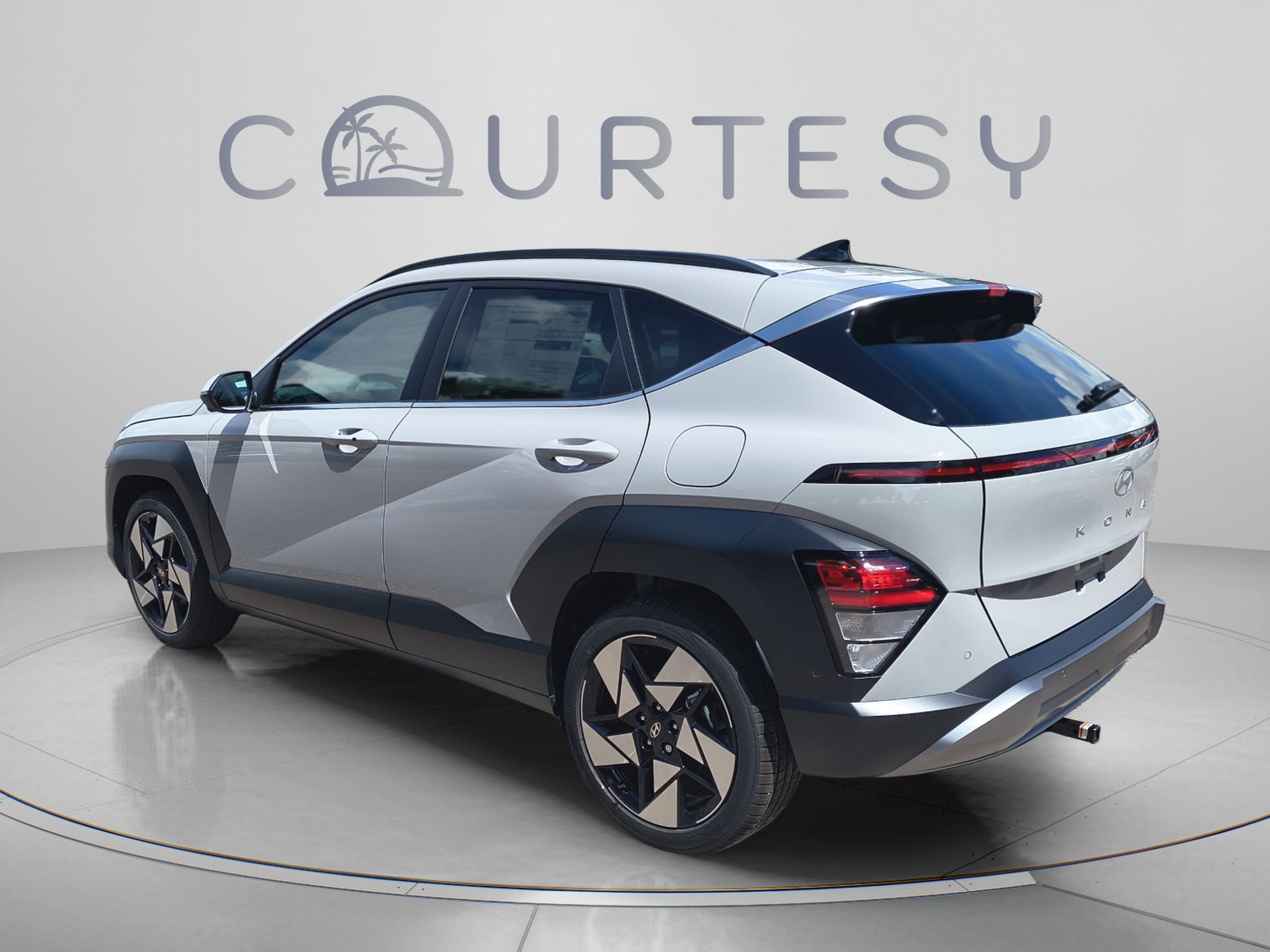 New 2027 Hyundai Kona Limited FWD image 3