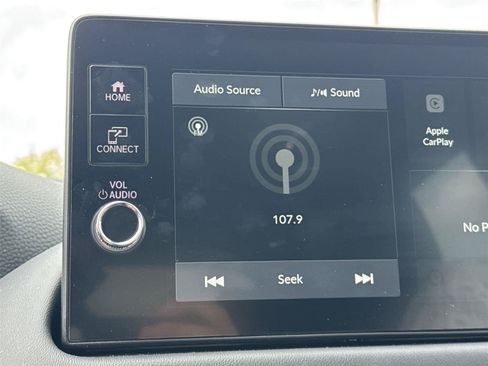 Used 2027 Honda HR-V EX-L image 26