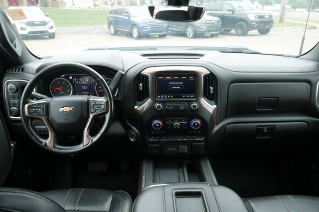 Used 2022 Chevrolet Silverado 3500 High Country AWD/4WD image 6