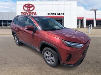 Certified 2025 Toyota RAV4 XLE FWD video 1