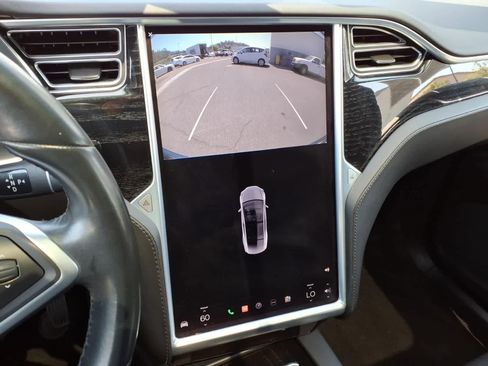 Used 2017 Tesla Model X 75D AWD/4WD image 22