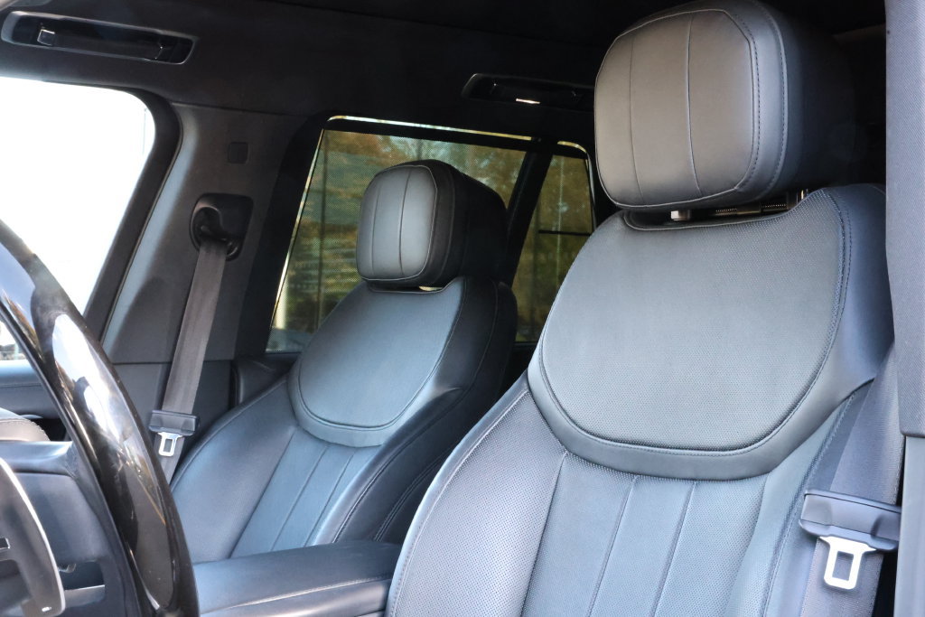 Used 2023 Land Rover Range Rover SE AWD/4WD image 7